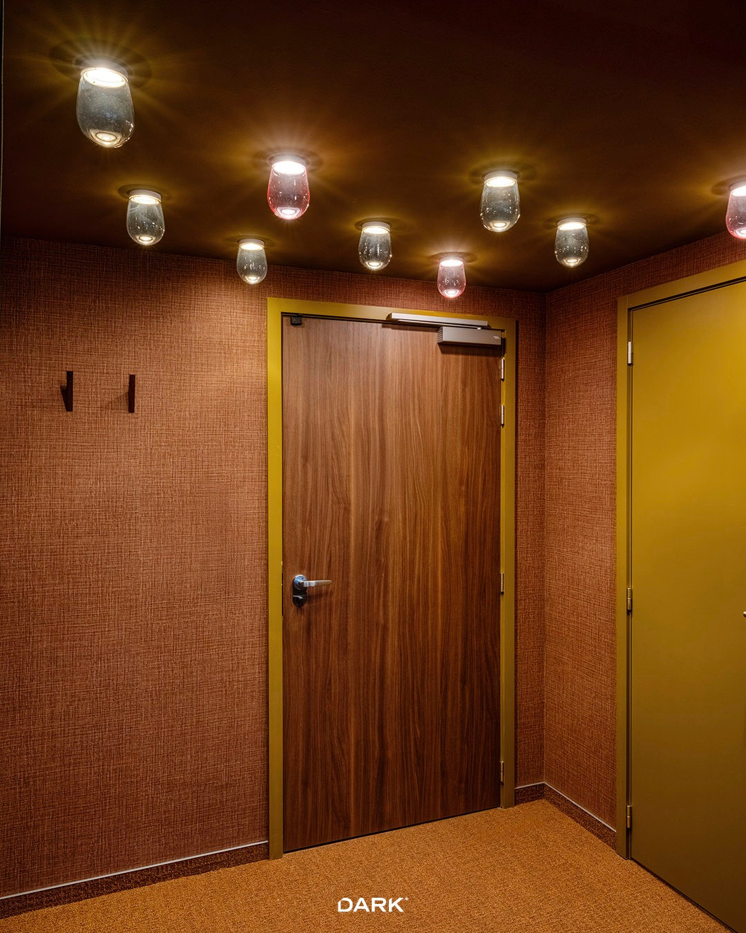 A tiny luminaire with a big impact.
POPZZ: a playful ceiling light that brings a soft, welcoming glow—whether you use it as a single accent or as a full constellation across a space.
From corridors to lounges and bedrooms, POPZZ helps create atmosphere without shouting for attention: clean, compact, and designed to blend into the architecture while still adding that little pop.

#POPZZ #DARKLighting #ArchitecturalLighting #HospitalityDesign #InteriorDesign #LightingDesign #CeilingLight #Atmosphere #DesignDetails #ContractLighting #design #designverlichting #ikkoopbelgisch #belgischmerk #belgiandesign #interieurdesign #interiordesign #productdesign #designlighting #lighting #verlichting #wealllovethedark