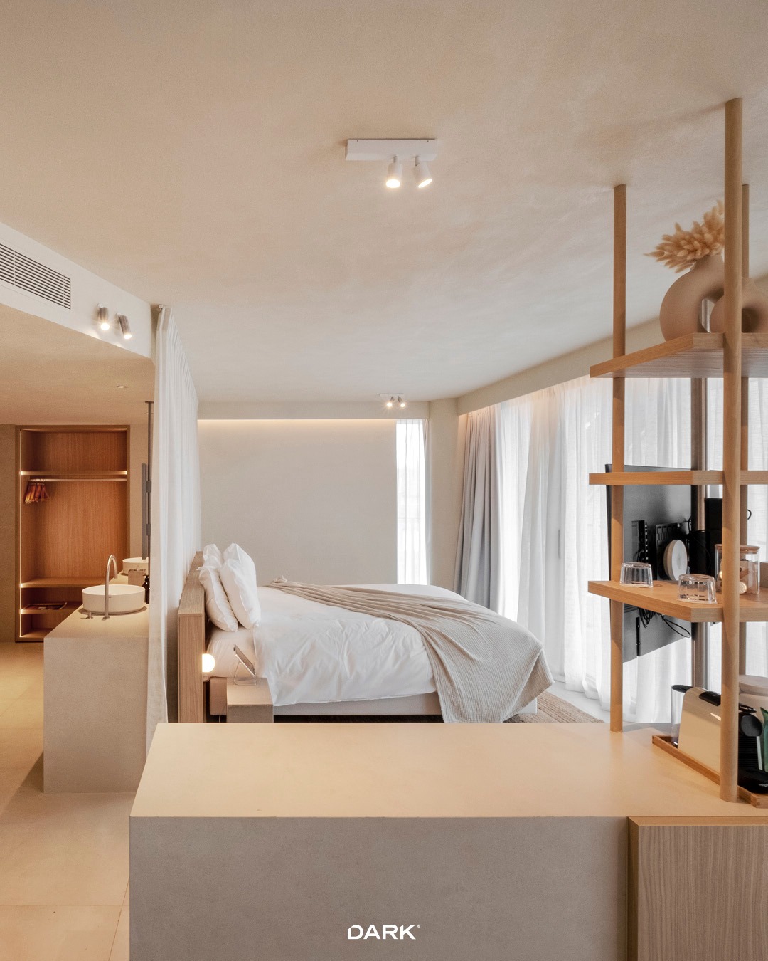 ✨ Subtle luxury meets refined design at Enso District Hotel, Knokke 
We're proud to illuminate this serene space with our signature pieces:
▫️ TIKI BOX 2 – White version
▫️ TUKI SET 1/50 – Alu & White
▫️ POPZZZ
▫️ Magnifique – Alu version
▫️ Custom-made backlit mirror

Each element was carefully selected to complement the minimal, soft-toned interiors while adding warmth and character to the rooms.

@ensodistricthotel 

#darkbe #darklighting #interiordesign #design #designverlichting #ikkoopbelgisch #belgischmerk #belgiandesign #interieurdesign #interiordesign #productdesign #designlighting #lighting #verlichting #wealllovethedark