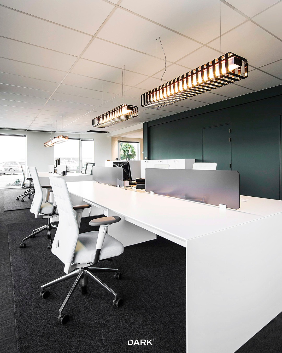 💡 Bold, architectural, and brilliantly functional — meet SPINE
Designed to command attention while blending seamlessly into modern interiors, SPINE transforms workspaces, hospitality environments, and public areas with its rhythmic, sculptural form and dynamic lighting.⁠ From sleek black to crisp white.⁠
📸 Swipe through to see how SPINE elevates design across different settings.⁠

#darkbe #darklighting #interiordesign #design #designverlichting #ikkoopbelgisch #belgischmerk #belgiandesign #interieurdesign #interiordesign #productdesign #designlighting #lighting #verlichting #wealllovethedark