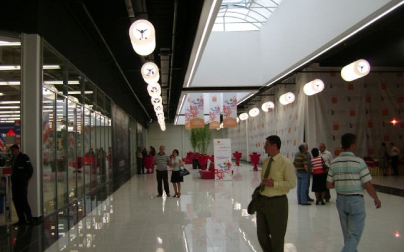 Shopping Mall