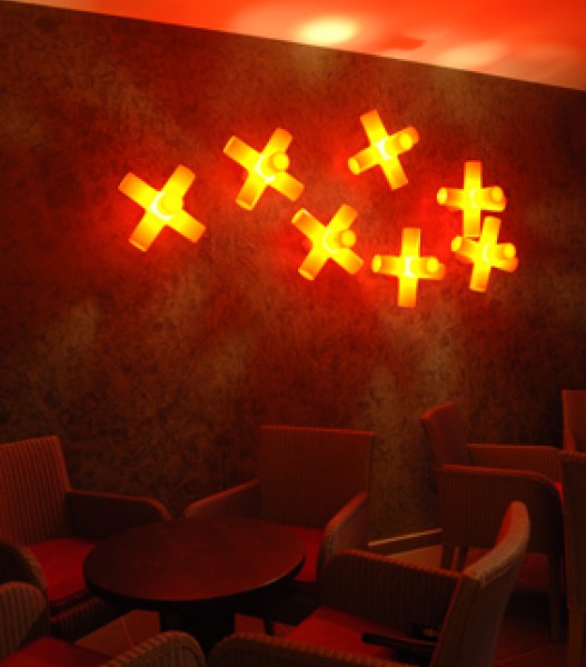 crosslight wall orange leie 1