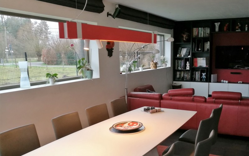 Private Residence Mr Beam Red/White