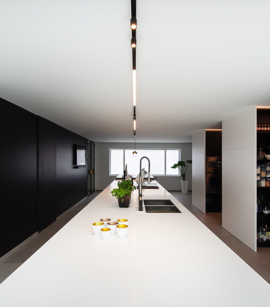PrIVAAT DE BONDT 010 LR